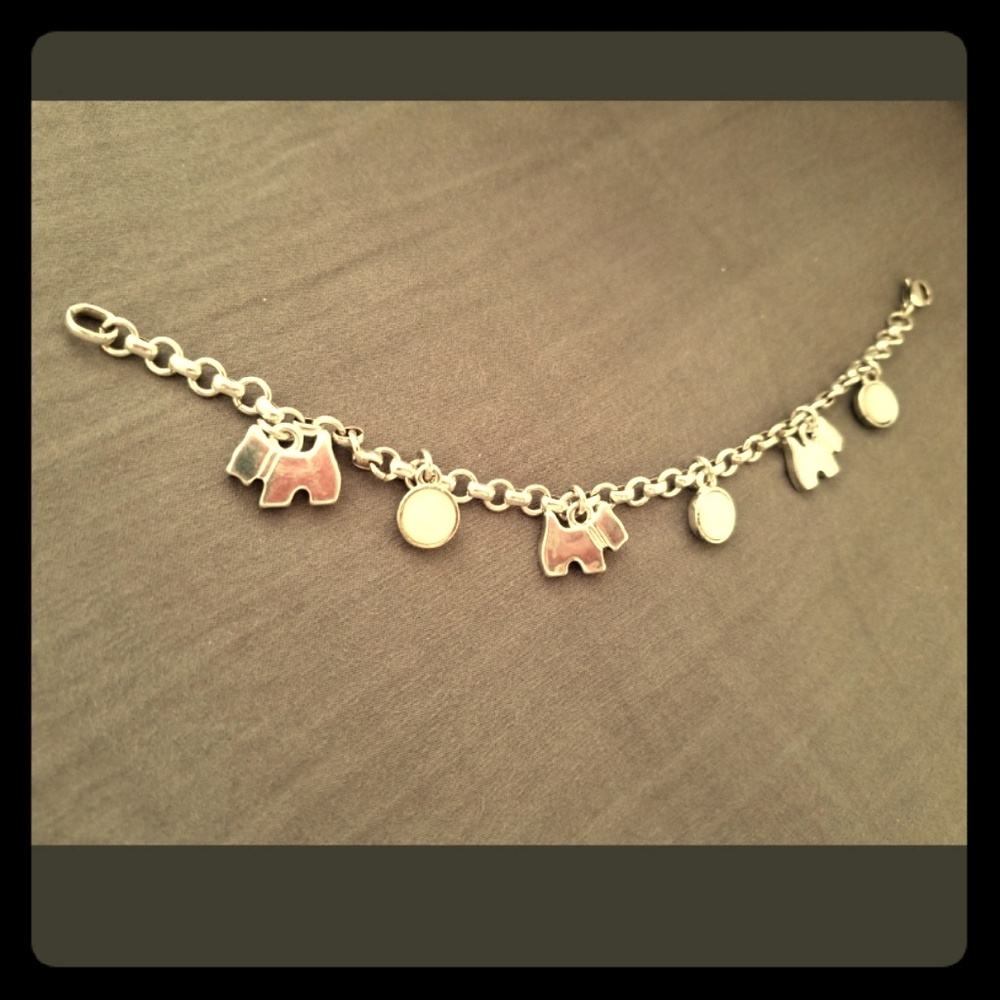 Silver pendant bracelet
